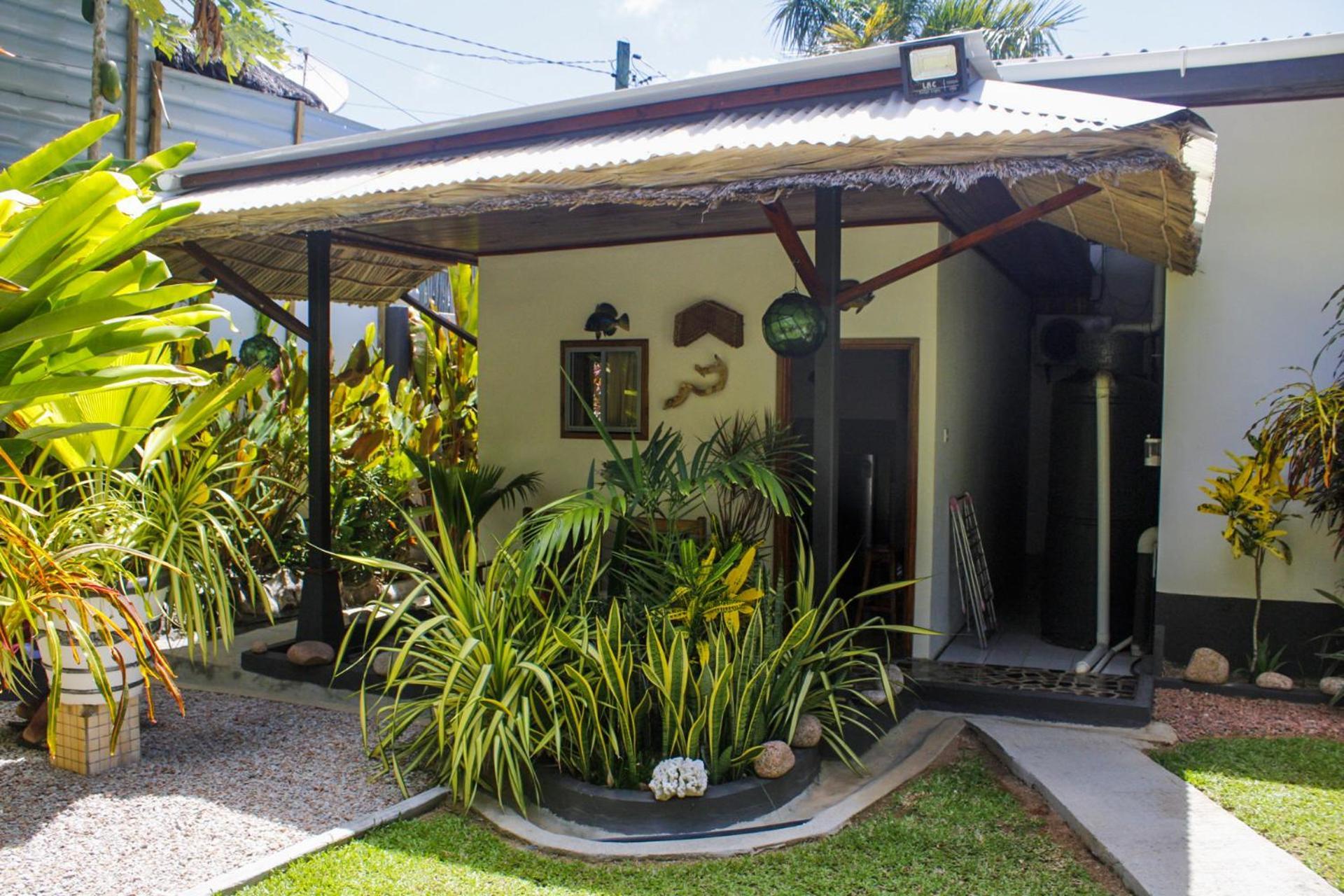 Nid'Aigle Lodge Baie Sainte Anne Eksteriør billede