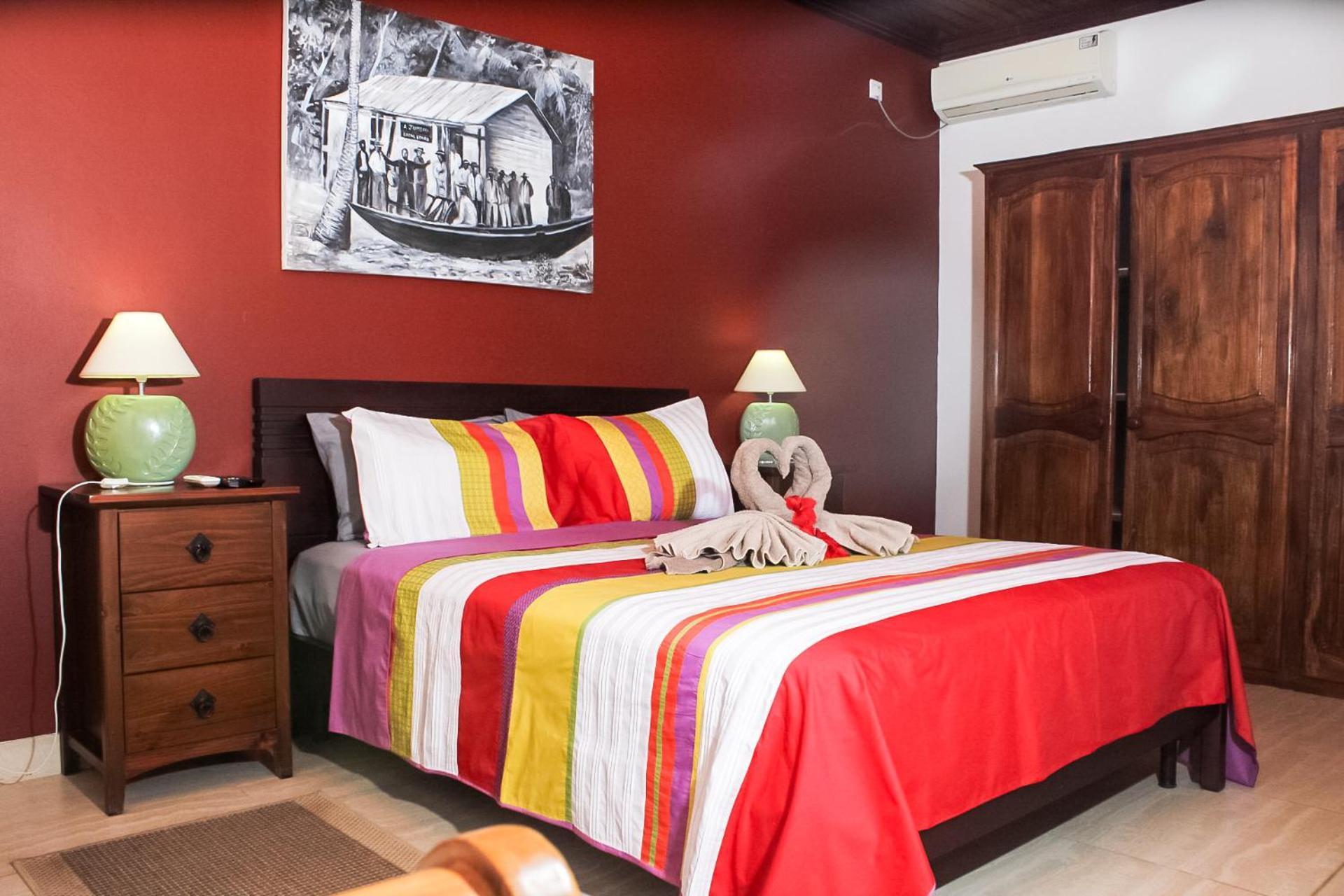 Nid'Aigle Lodge Baie Sainte Anne Eksteriør billede